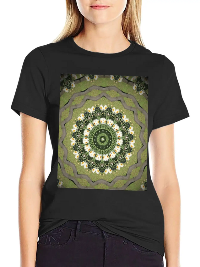 Daisy Mandala Lightweight Cotton T-Shirt – Daily Comfort Graphic Shirt